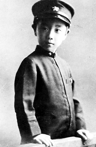 Yukio Mishima, de niño