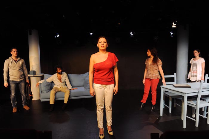 'Haz clic aquí',  la nueva obra del Teatro María Guerrero