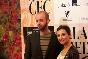 El director Fernando Franco y la actriz Marian Álvarez en el photocall de los Premios CEC