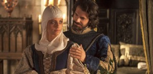 Escena de Isabel con Rodolfo Sancho y Michelle Jenner
