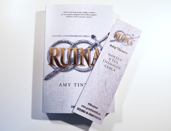 Ruina, novela de Amy Tintera 