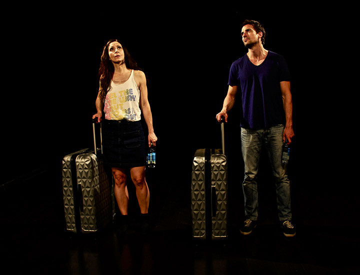 Protagonistas de Wake up woman
