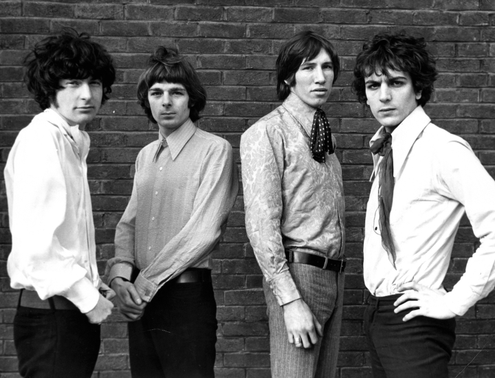 Pink Floyd en 1967 junto a uno de sus fundadores, Syd Barret