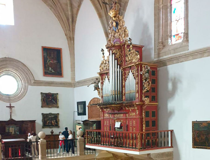 Órgano de la catedral de Trujillo