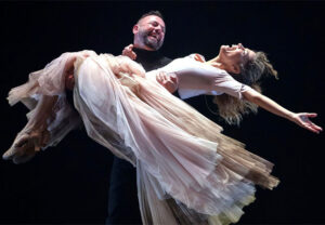 Juana Acosta y Chevi Muraday