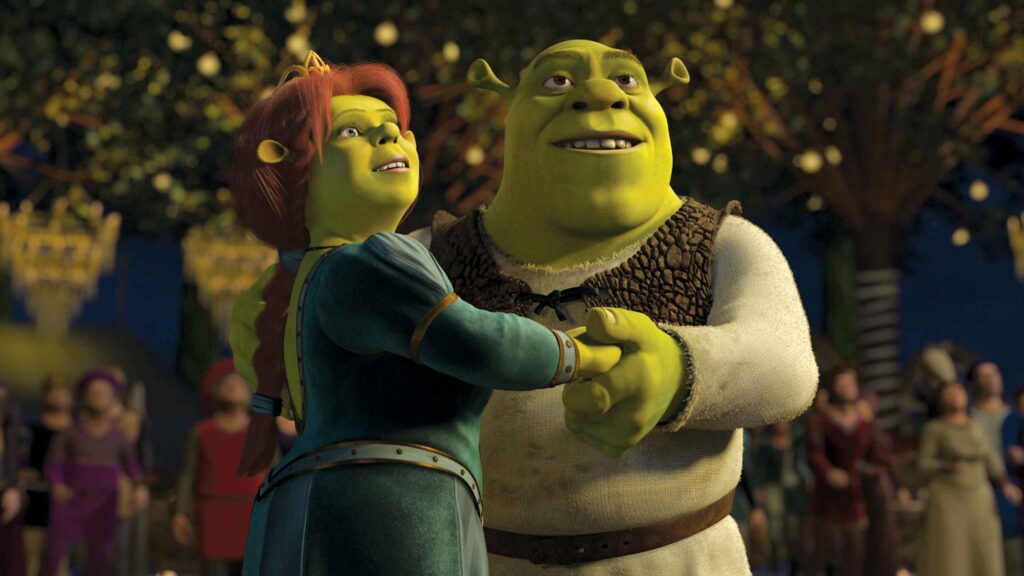 Fotograma de Shrek 2, con Shrek y Fiona mirando hacia el horizonte