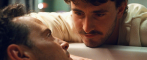 Andrew Scott y Paul Mescal durante una escena en la bañera