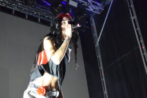 Natalia Lacunza en el escenario del Mad Cool