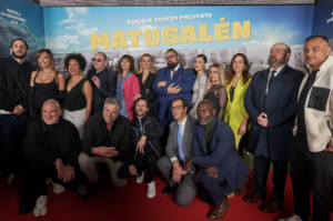 El equipo de la película 'Matusalén'.