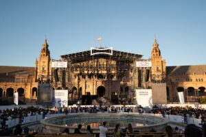Plaza de España en el Rollo by Scalpers