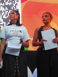 Chiara y Violeta durante el pregón | Sara Menacho