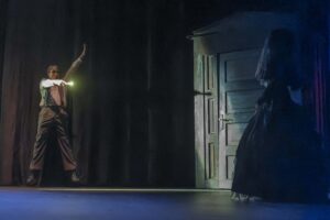 escena de La Mujer de Negro