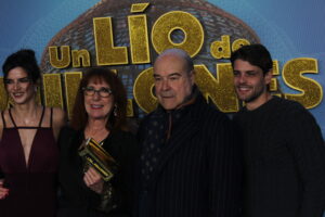 Clara Lago, Gracia Olayo, Antonio Resines y Alberto Olmo en la premiere de "Un lío de millones"