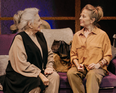 Lola Herrera y Natalia Dicenta en 'Camino a la Meca' © Pentación Espectáculos
