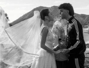 Portada de 'Amorrer' | 9Louro