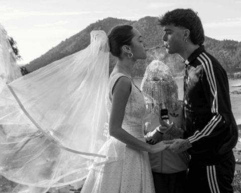 Portada de 'Amorrer' | 9Louro