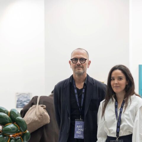 Kerry Harm Nielsen y Nahir Fuente en Art Madrid/ Fuente: Art Madrid