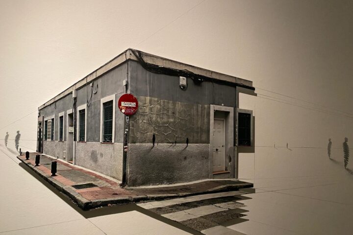 SuSouvenir33 (Suso33) obra perteneciente a su serie Ausencias/ Fuente propia