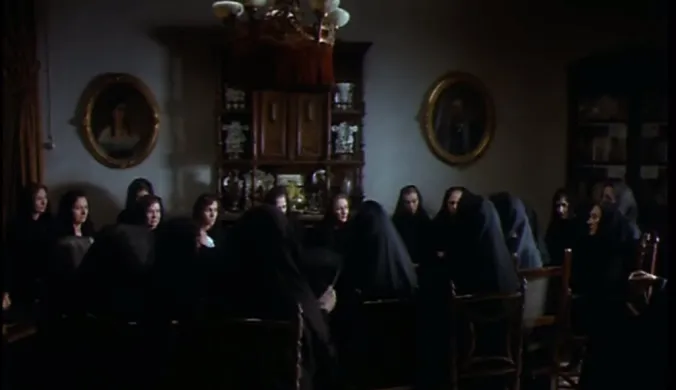 Fotograma de 'La casa de Bernarda Alba' (1987)/Paraíso Films